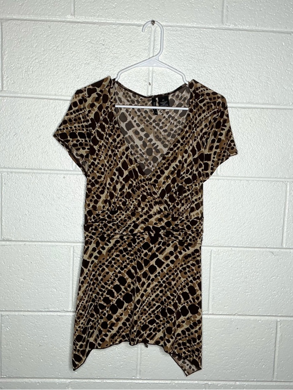 < Y2K New Directions Patterned Tie Back Short Sleeve Blouse >